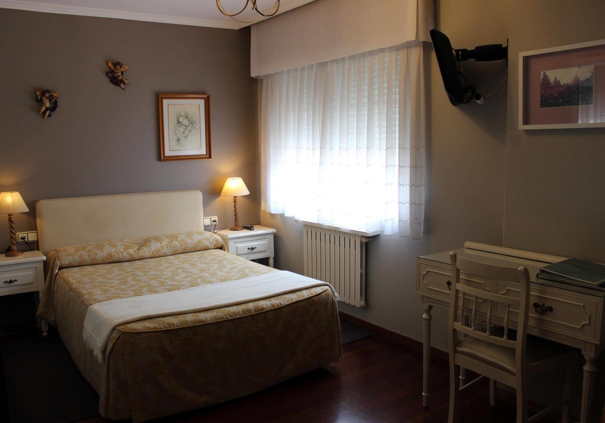 Hotel O Pino Ngoại thất bức ảnh